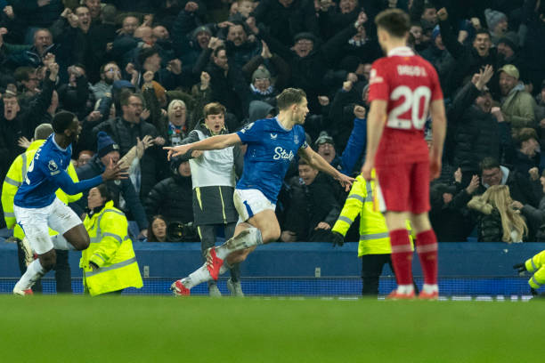 使他成为团 使他成为团