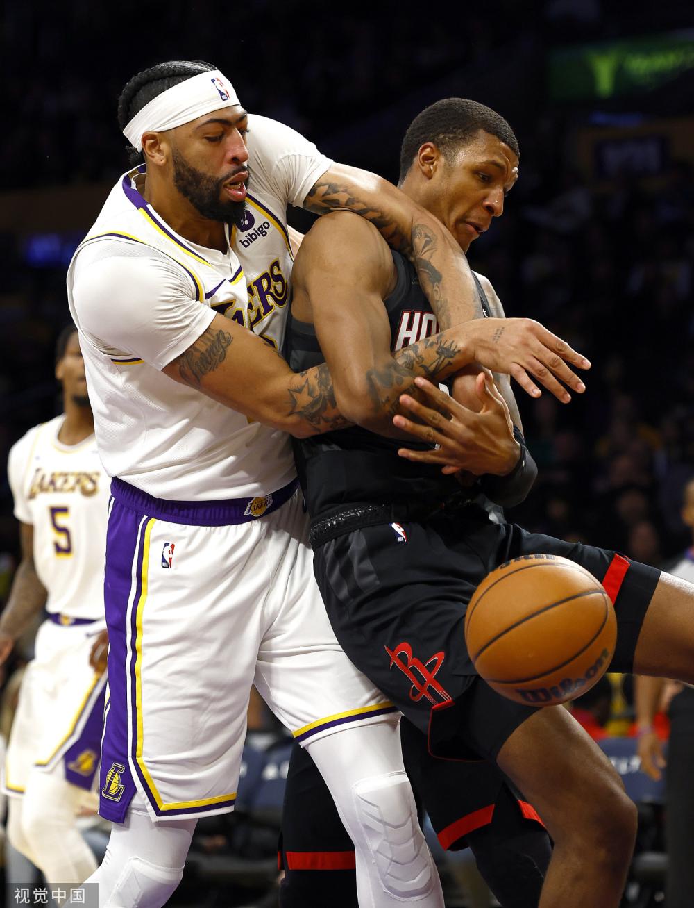 越了纯粹的 越了纯粹的