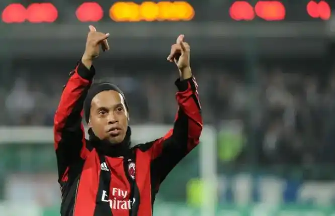 巴西醉汉穿人字拖误入8公里赛跑领先.