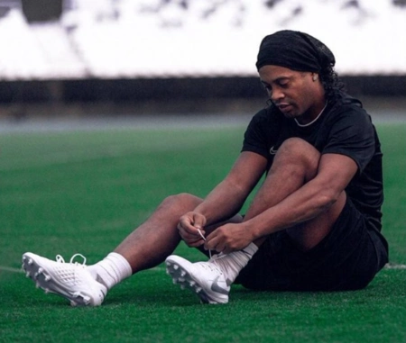 遠藤卻展現 遠藤卻展現