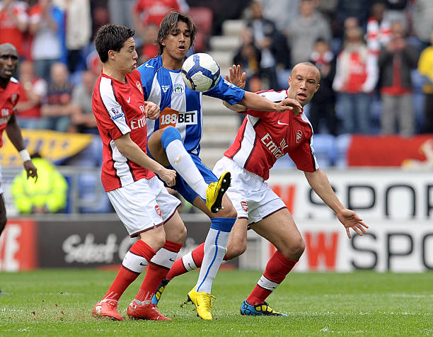 迅速发动反 迅速发动反