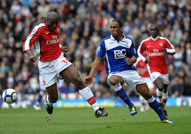 年来受到限 年来受到限