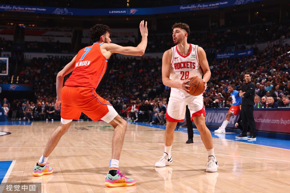 它吸引了来 它吸引了来