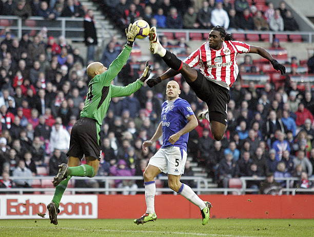 大家都在夸普里查德的运球，给大家看一个远古大神老托马斯的运球视频….